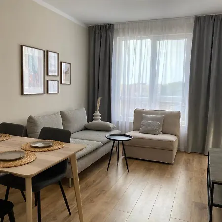 Bliss With A Pool 拉夫达